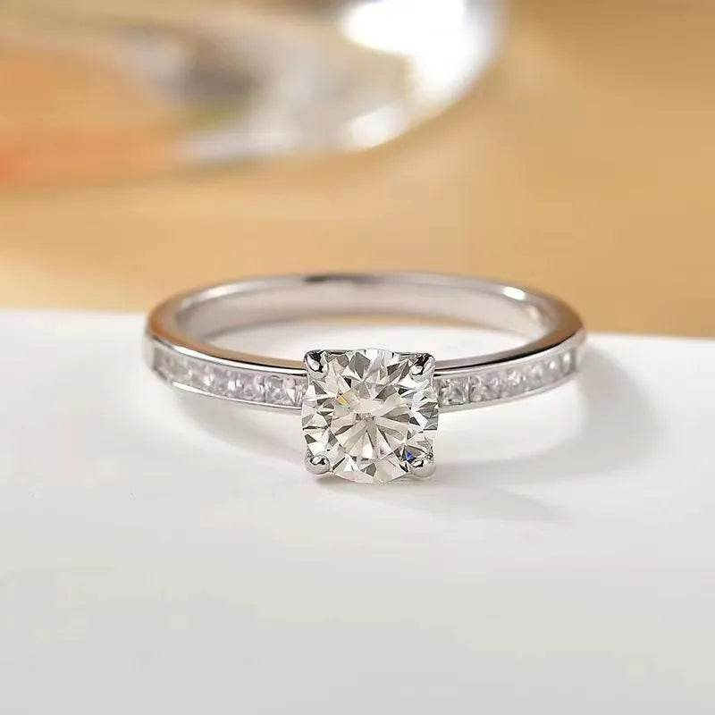 2 Carat Moissanite Zircon 925 Sterling Silver Ring - Swiss Jewellers