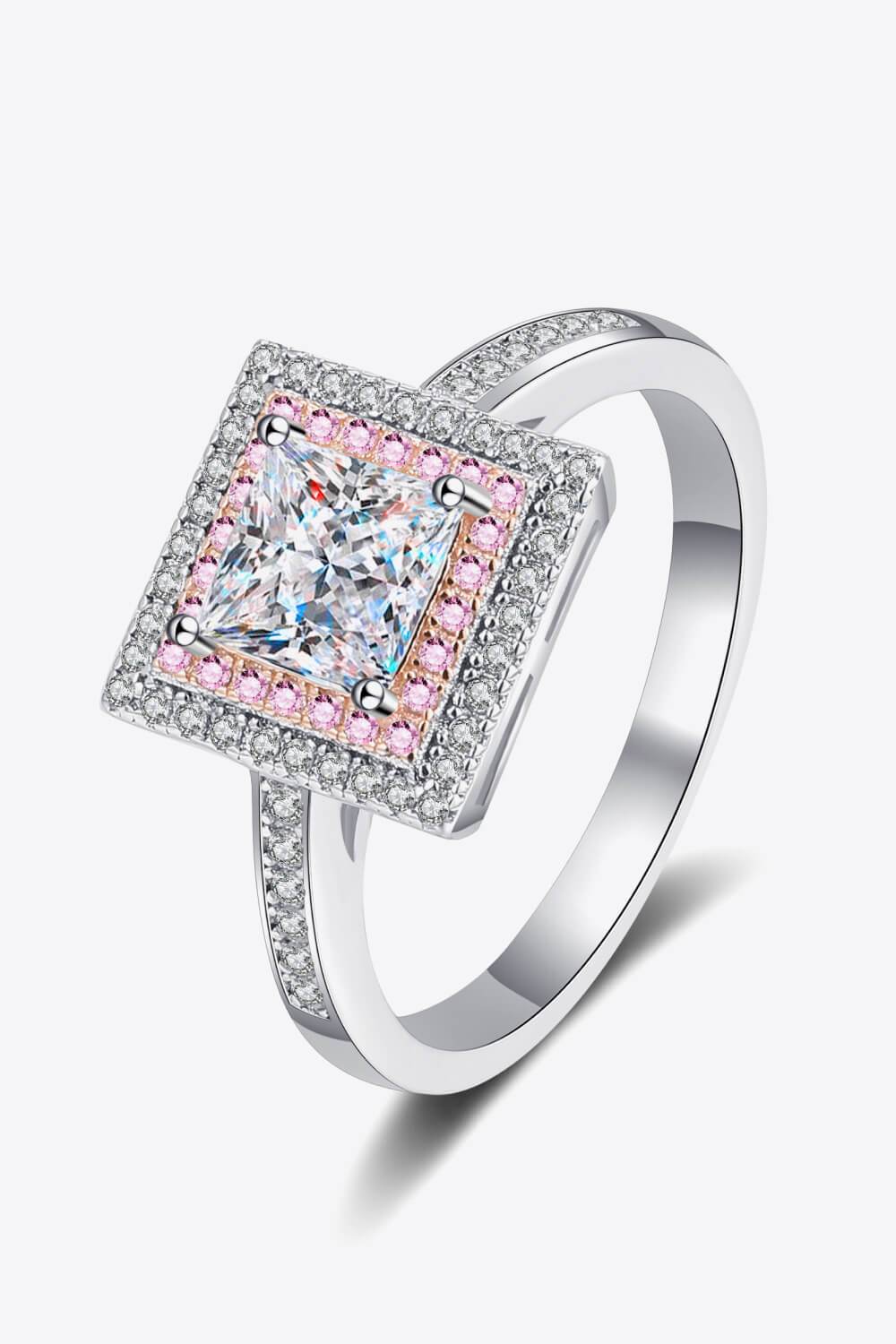 Stay Elegant 1 Carat Moissanite Ring - Swiss Jewellers