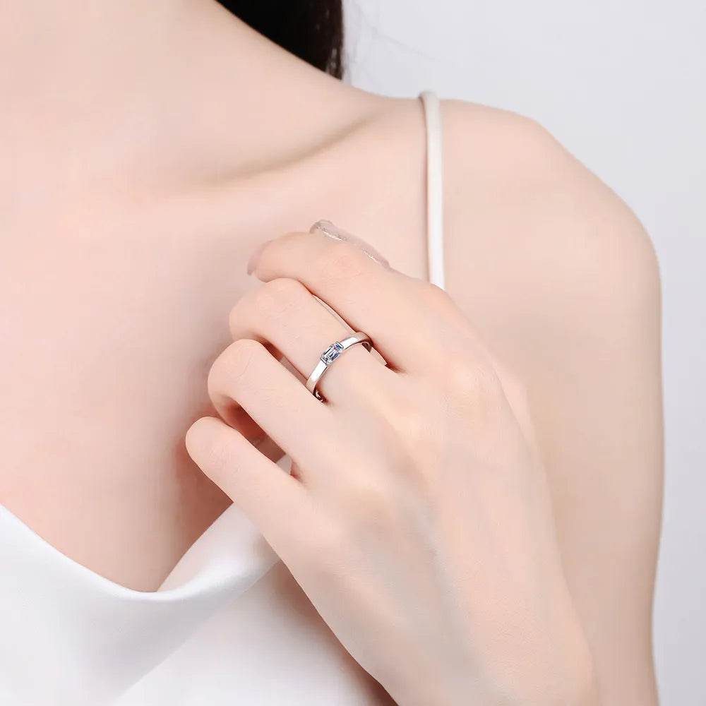 Moissanite 925 Sterling Silver Ring - Swiss Jewellers