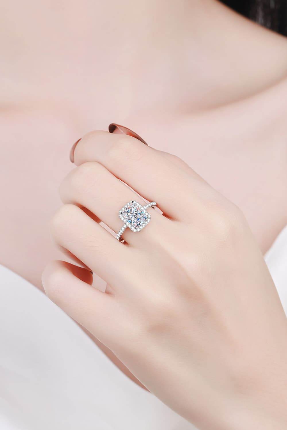 2 Carat Moissanite 925 Sterling Silver Halo Ring - Swiss Jewellers