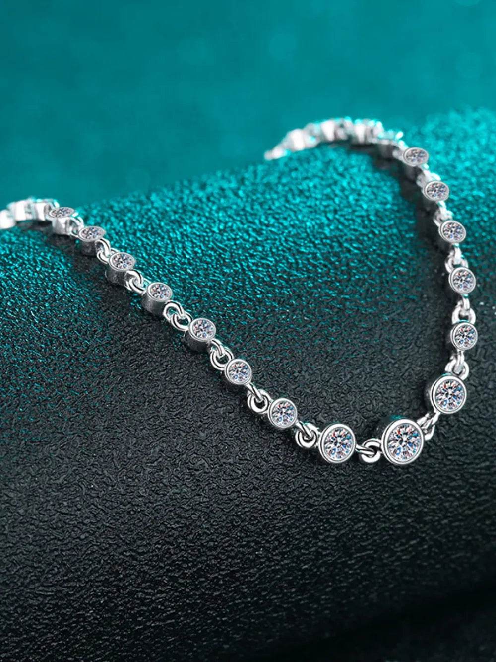 925 Sterling Silver Inlaid Moissanite Bracelet - Swiss Jewellers
