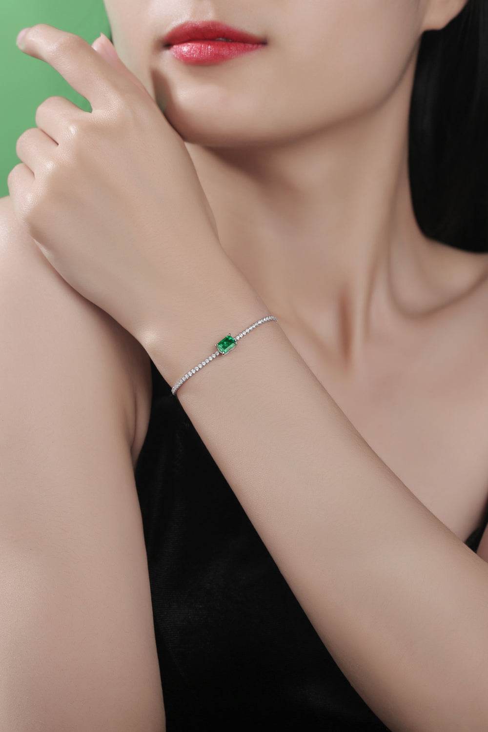 Adored 1 Carat Lab-Grown Emerald Bracelet - Swiss Jewellers